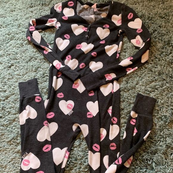 PINK Victoria's Secret Other - Victoria secret sleep wear